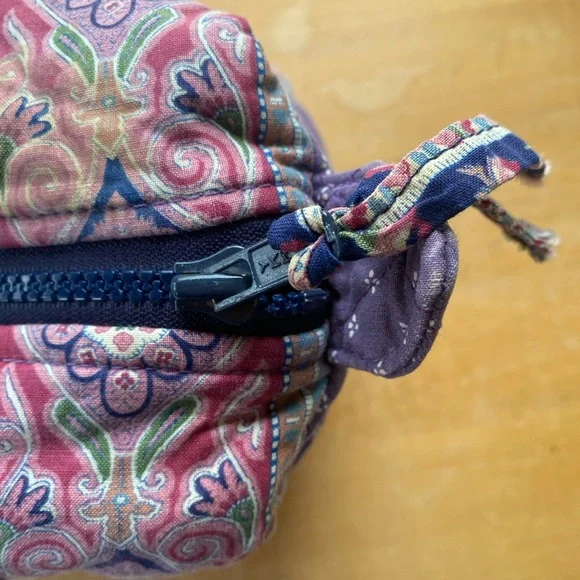 Vera Bradley original 80’s Purple Quilted Paisley Shoulder Bag - Picture 6 of 8